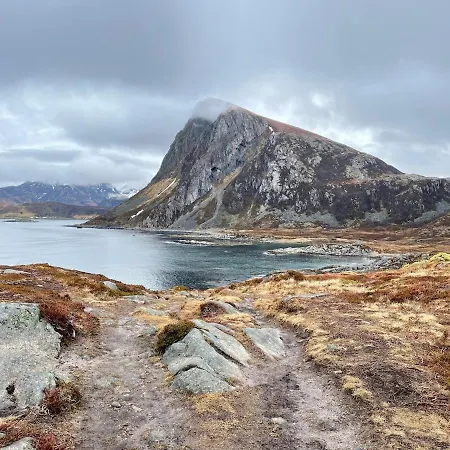 Villa Lofoten Seaside House *